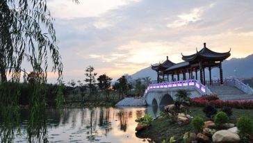 广东清远鲍鱼一品鸡煲+小北江+牛鱼嘴一日游