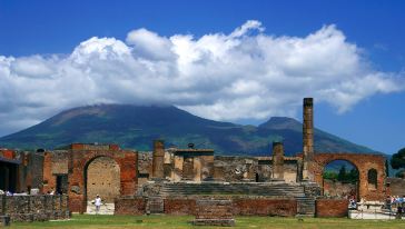 【历史遗迹+绝色海岸】意大利那不勒斯庞贝+