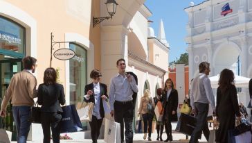 意大利塞拉瓦莱名品奥特莱斯一日游(米兰出发