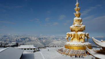 峨眉山金顶+半山全景一日游(成都出发),四川 ·