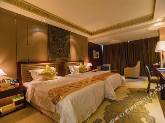 稻城亚丁村附近特价酒店查询预订,稻城亚丁村