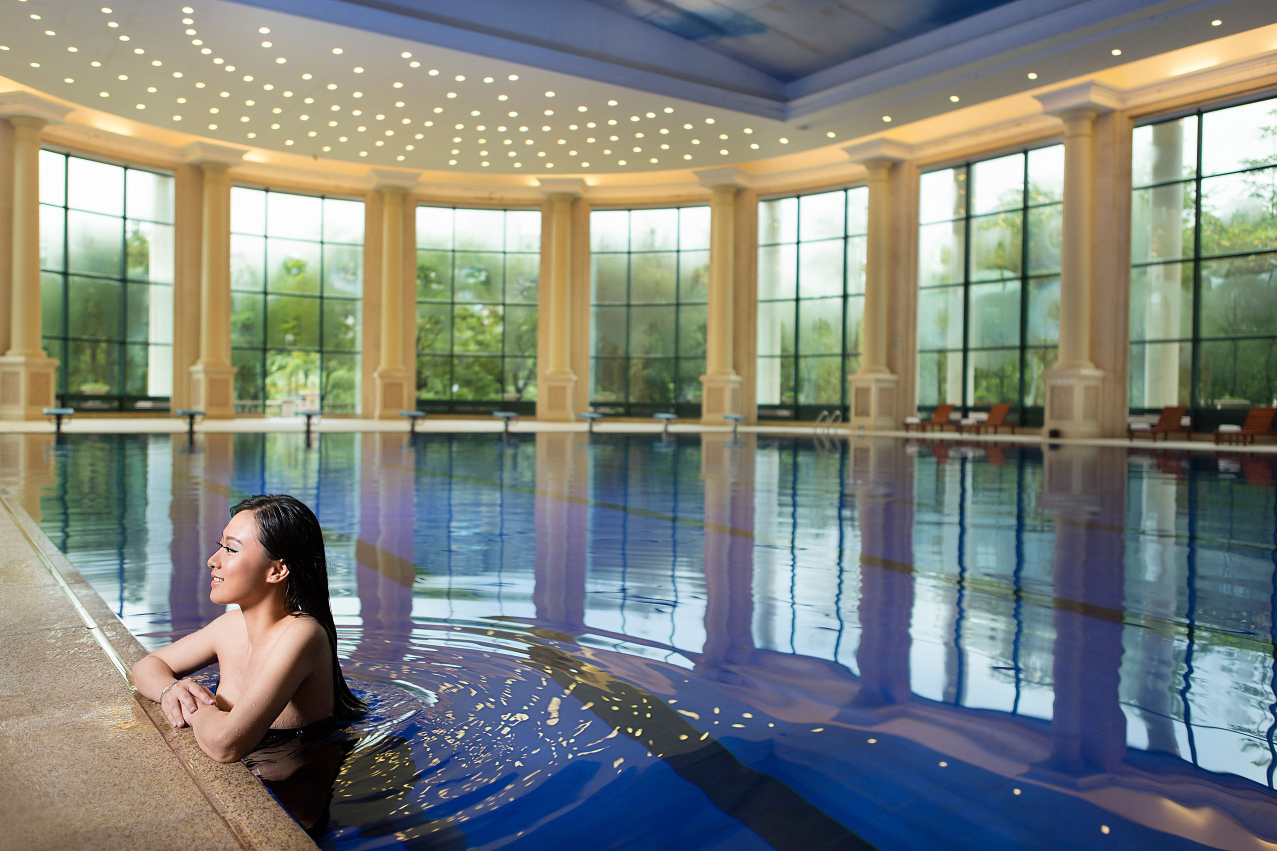 【自游自在】清远恒大酒店1晚+2张新银盏温泉门票+健康中心双人净桑-【携程自由行景酒套餐】