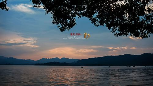 浙江杭州+千岛湖2日跟团游(2钻)·精华景点游