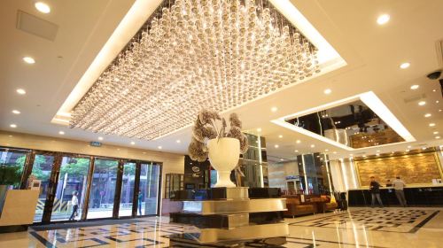 澳门富豪酒店1晚+澳门塔门票及自助午餐(第二