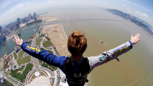 入住澳门周边精选酒店1晚+澳门旅游观光塔门