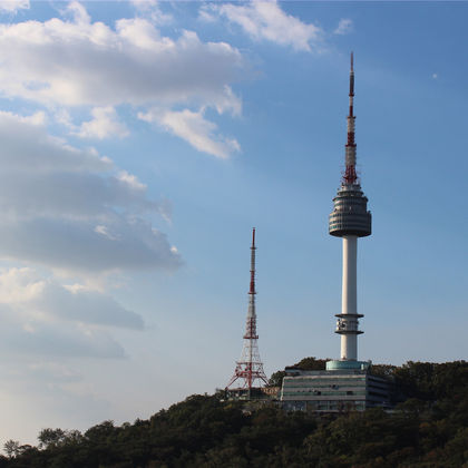 首尔+N首尔塔+景福宫+北村韩屋村+仁寺洞一日游