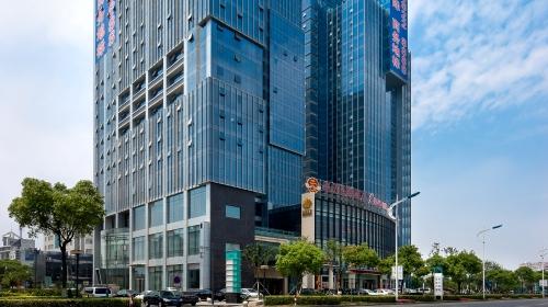 江苏无锡2日自驾游(4钻)·鼎尚皇冠酒店+雨后