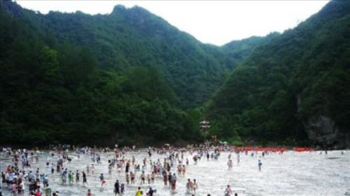 白水洋+鸳鸯溪2日1晚跟团游·厦门出发白水洋