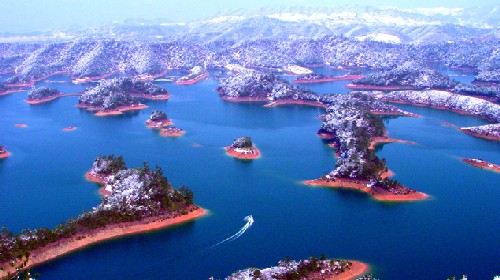 【长沙】黄山+千岛湖+西递+宏村4日跟团游(2