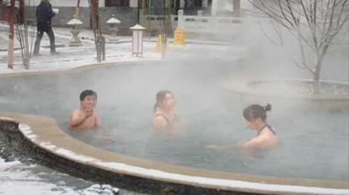 乐园游·河北平山2日1晚跟团游·白鹿水上乐园加勒比 温泉二日-【携程旅游】