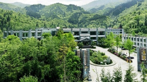 峨眉山2日自驾游·七里坪华生温泉酒店套餐问