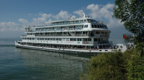 大理 洱海游船+蝴蝶泉+崇圣寺三塔+大理古城