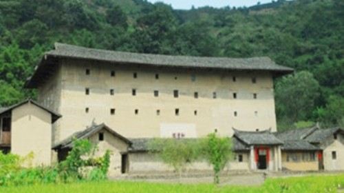 厦门2日1晚跟团游·南靖田螺坑、云水谣两日