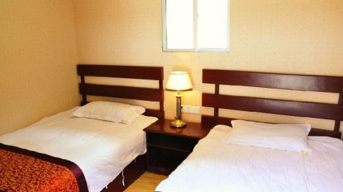 【重庆】稻城亚丁5日跟团游(3钻)·汽车进飞机