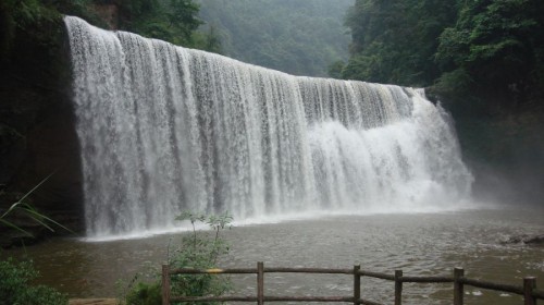 贵阳旅游线路攻略_上海到贵阳自助游_自由行