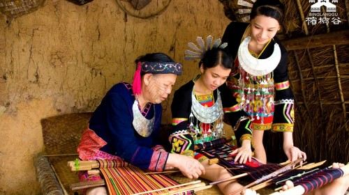 三亚槟榔谷一日游(大巴散拼团)