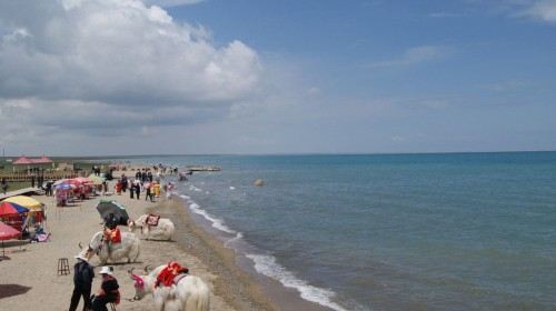 兰州+敦煌+嘉峪关+西宁+青海湖7日6晚跟团游