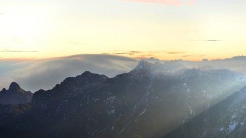 九华山2日跟团游(2钻)·九华天台 住山上九华街