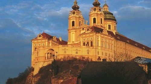 德国+奥地利+捷克+斯洛伐克+匈牙利13日跟团游(3钻)·温泉区\/购物村\/酒窖\/城堡-【携程旅游】