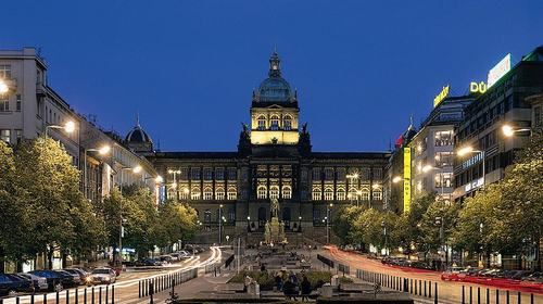 匈牙利+奥地利+捷克11日8晚跟团游·囤货省钱