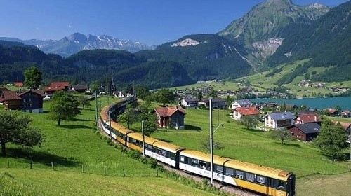 法国+瑞士金色山口列车+意大利10日跟团游(3