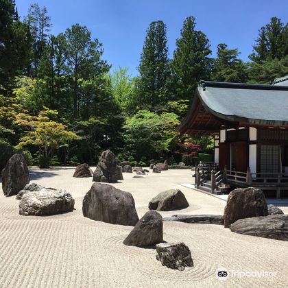 奥之院+高野山+白良滨+白滨温泉一日游