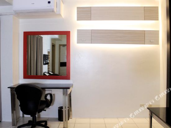 Executive Hotel Room Type - Regular Room (1B)