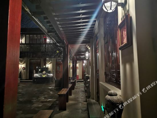 北京景山花园酒店