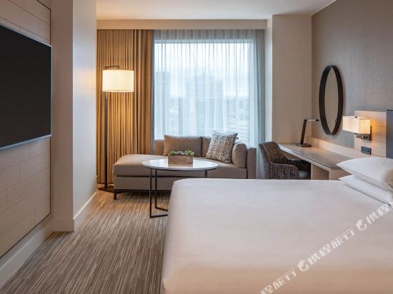 Hyatt Regency Seattle Room Type - King Room