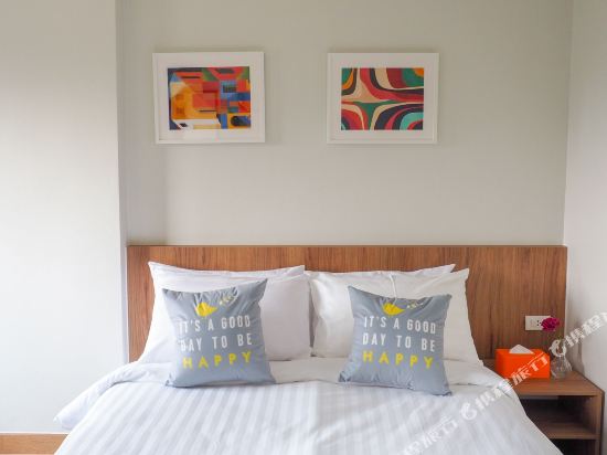 Casa Luxe Hotel and Resident Room Type - Standard Double Room
