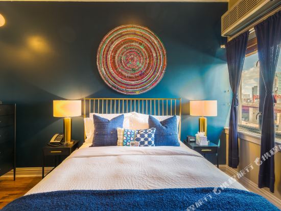 The Box House Hotel Room Type - Superior