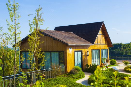 空港·花漫嶺酒店（宜賓五糧液機場店）