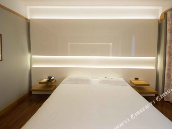 Hotel Della Rotonda Room Type - Twin Room