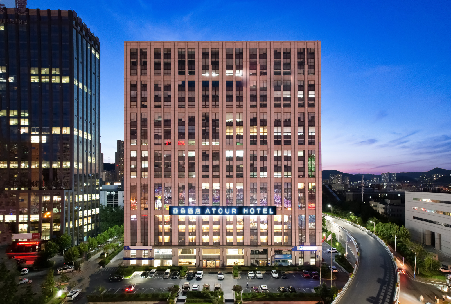 大连高新万达广场海事大学亚朵酒店-官方