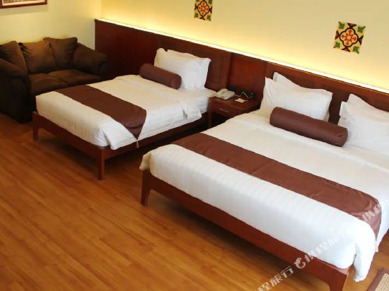 Sunlight Guest Hotel Coron Room Type - Deluxe Suite Sunlight Guest Hotel Coron Room Type - Deluxe Suite