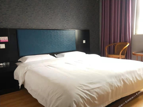 兖州都市118连锁酒店兴隆寺店