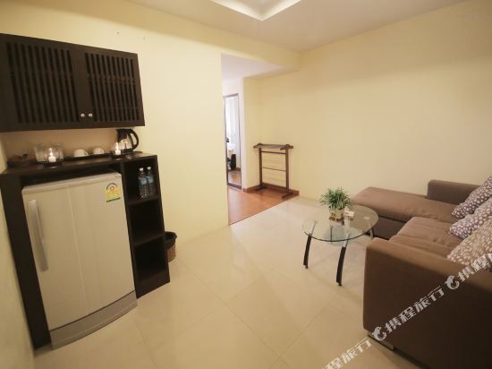 Lamai Buri Resort Room Type - Romantic Suite Lamai Buri Resort Room Type - Romantic Suite
