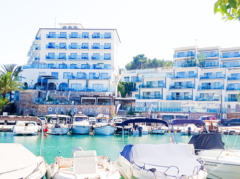 Cala Anguila酒店住宿-Porto Drach Aparthotel & Suites