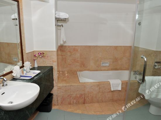 Grand Riverview Hotel Room Type - Suite
