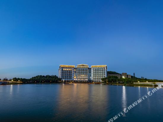 宜兴水墨田园温泉度假酒店