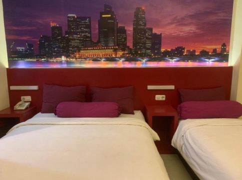 丹森特法里兹新哥萨里酒店-官方