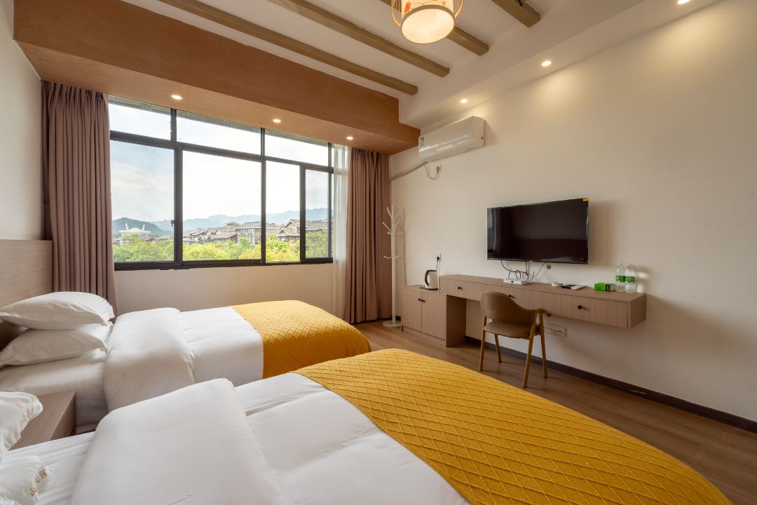 Xijiang Qianhu Miao Village Shanhai Homestay