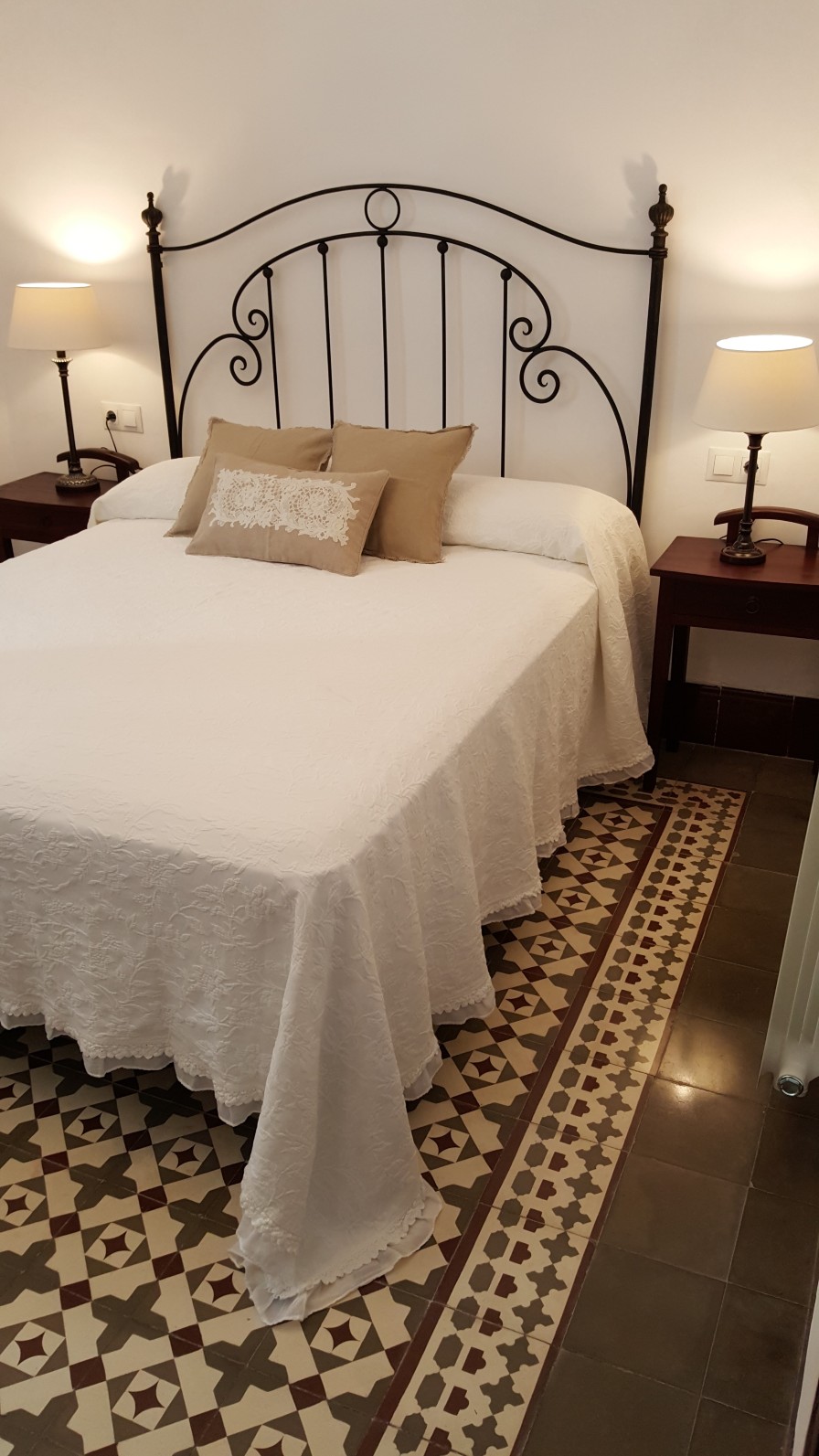 富恩特皮德拉乡村旅馆-官方