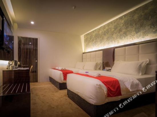 Wiwo Hotels Room Type - Deluxe Triple Room