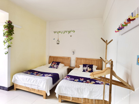 仁化县酒店住宿-丹霞山鹿源客栈