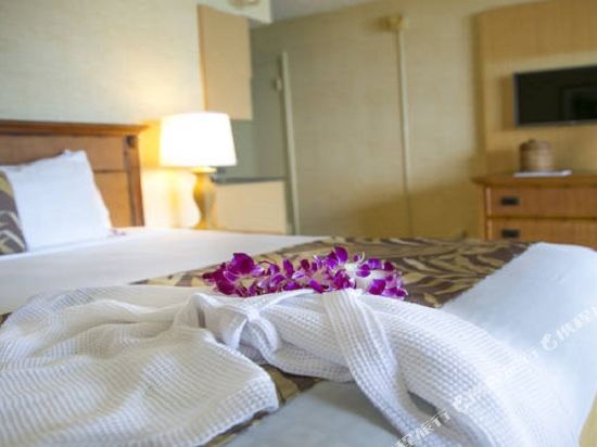 Waikiki Resort Hotel Room Type - Superior Studio