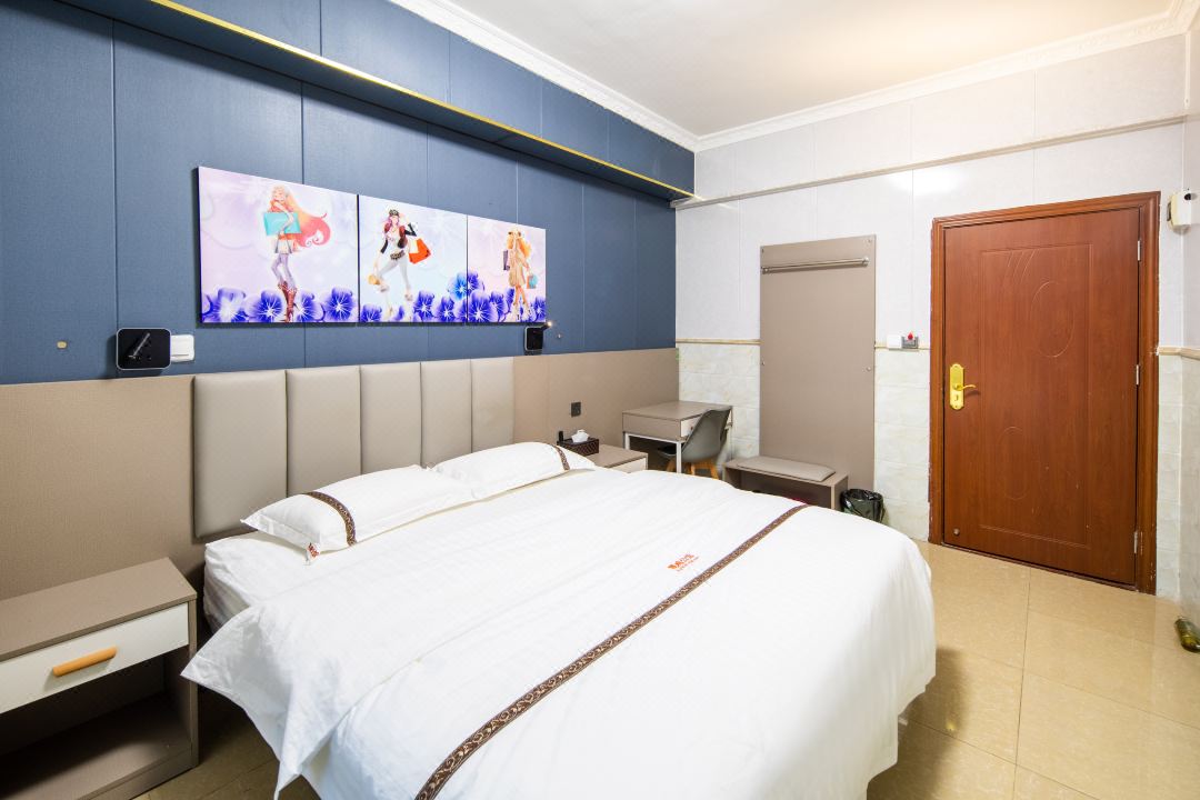 Kaiwei Apartment (Huawei Southern Plant Songshan Lake City Rail North Station)