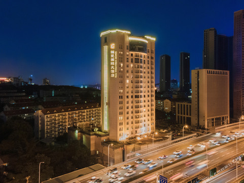 雄楚国际大酒店主图