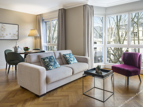 里昂华威阿斯特丽德皇后酒店