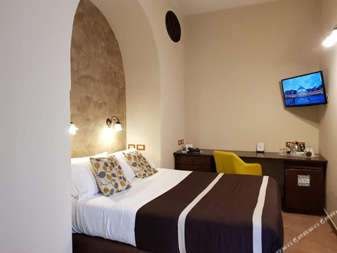 Roddi酒店住宿-ENOMOTEL Langhe